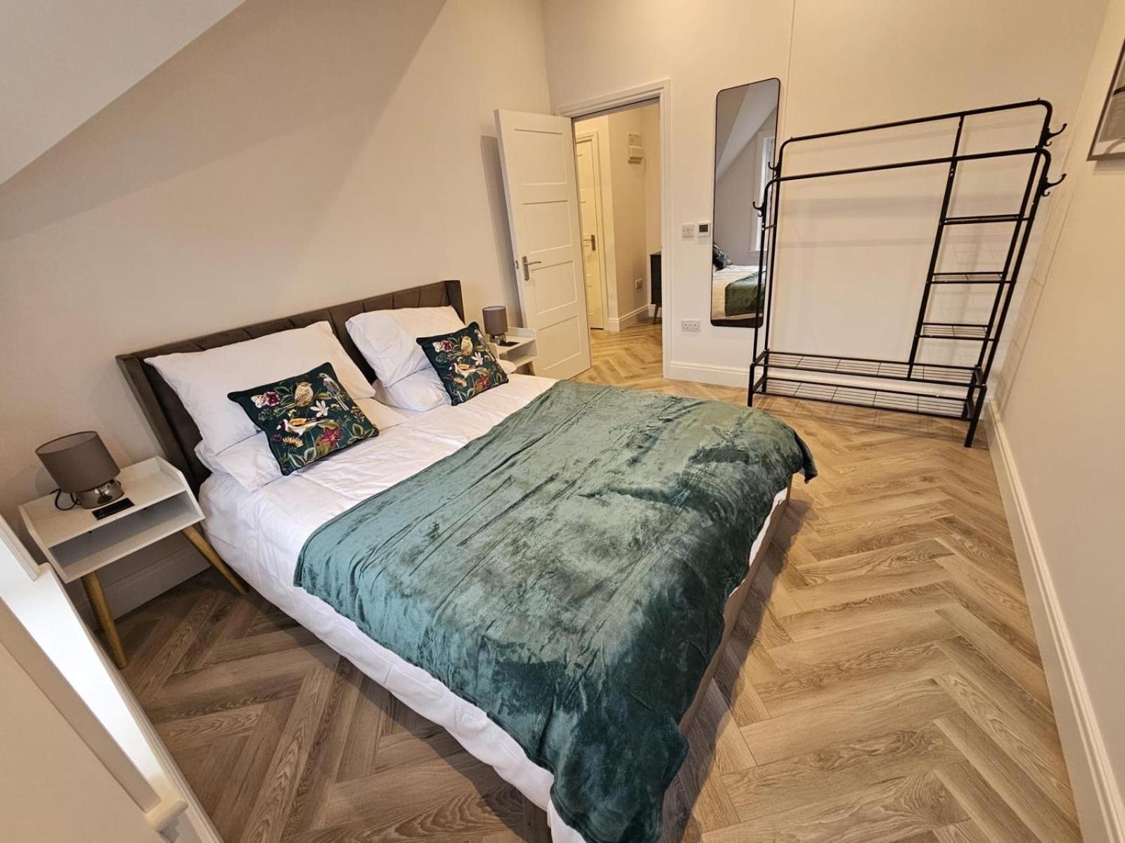 The Loft, Redditch Exteriör bild